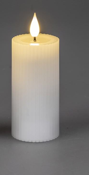 Formano LED-Wachskerze Kerze Streifen weis 5x8cm inklusive  Kerze mit Timerfunktion; für 3x AA Batterien 1,5V