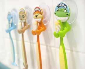 Kinder Zahnbürstenhalter mit Namen Finja
